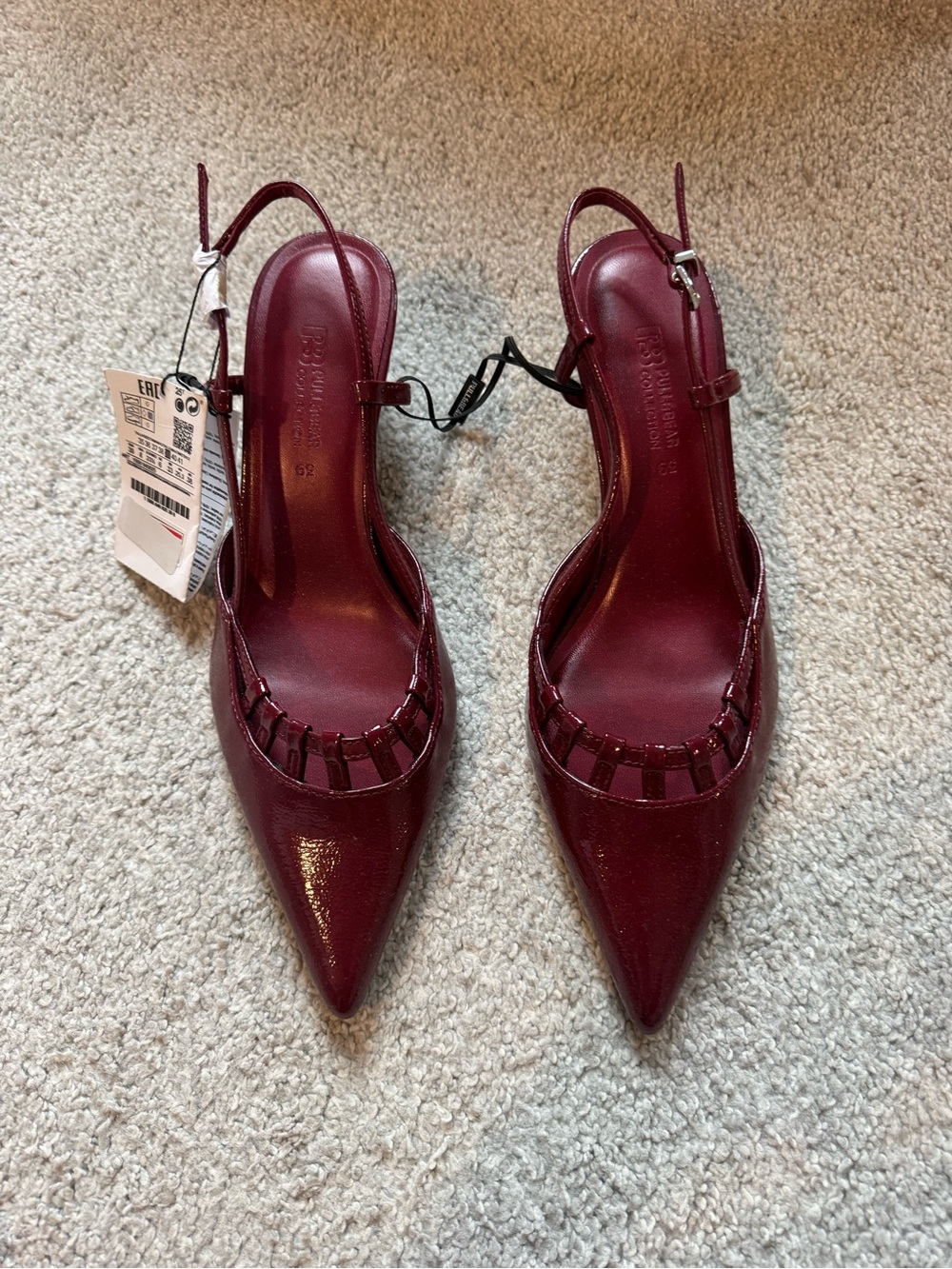Pull&Bear Pointed Slingback Heels in Wine Red